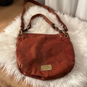 Fossil brown leather medium crossbody bag/ shoulder bag/ multi use bag